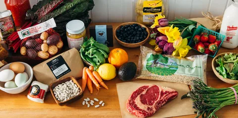 Saudi Arabia Bans Grocers from Selling Tobacco and Fresh Food