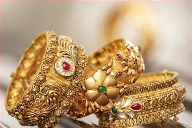 Gold rates stay high ahead of rate cut decision, 22k at Dh412 a gram