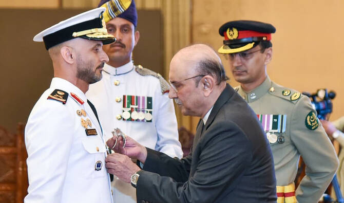 Pakistan Awards UAE Naval Chief Top Military Honor Amid Deepening Defense Ties