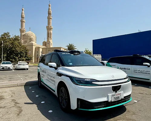 Driverless Robotaxi Dubai Ride