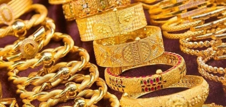 Dubai: Gold Rate Dips From Record High, 22K Now Costs Dh406