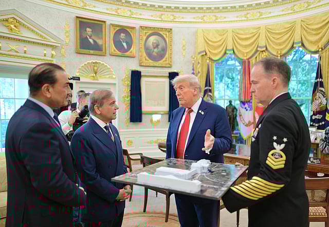 Trump hosts Pakistan PM Army Chief