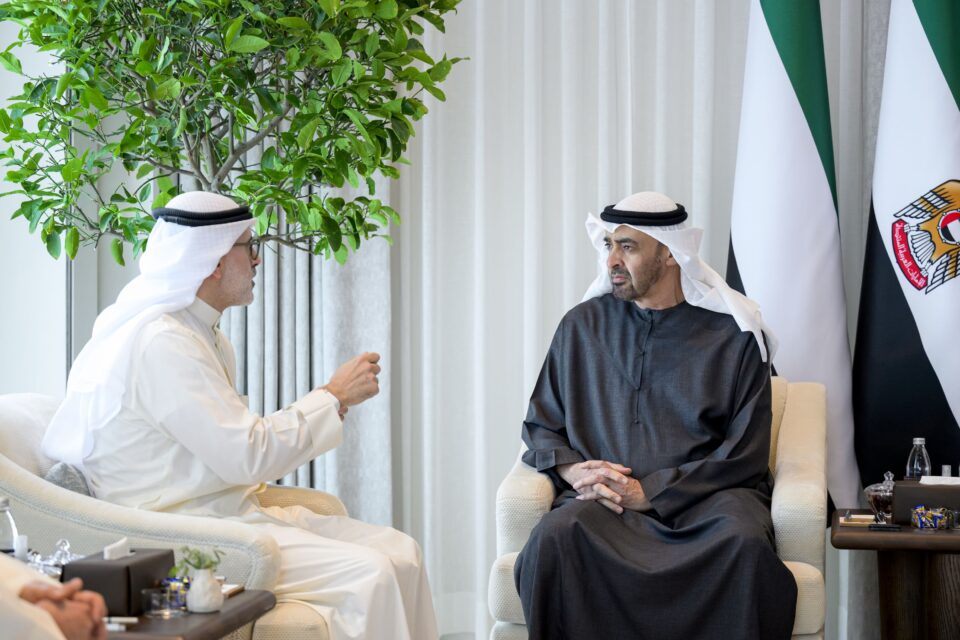 UAE President receives Kuwaiti